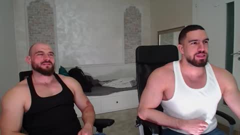 IvanHydee online show from March 19, 5:33 am