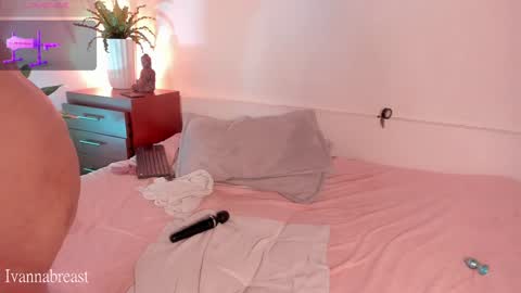 Ivannabreast online show from February 6, 2:33 am