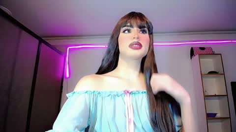 Snapshot of ivannahot23 chatting on January 19, 4:54 am ivannahot23 online show from January 19, 4:54 am