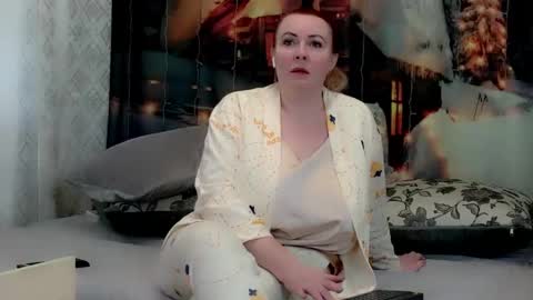 IrennaSplash online show from January 4, 2:35 am