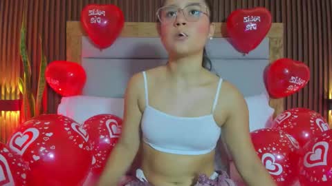 I V E T T E online show from February 14, 2:03 pm