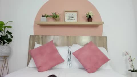 I V E T T E online show from February 17, 12:12 pm