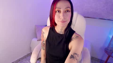 Ivonne  online show from November 19, 1:22 pm