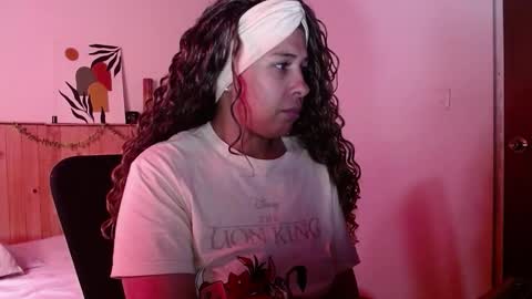 ivonne_collins33 online show from February 1, 11:47 pm