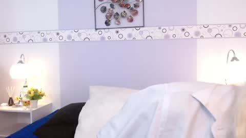 IvonnyBon online show from March 19, 2:59 am