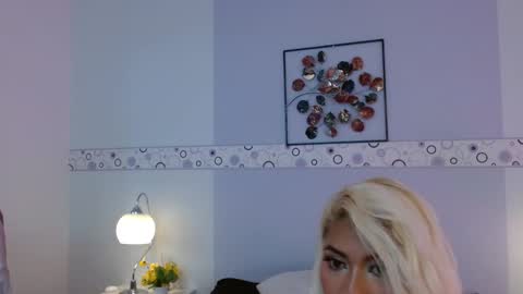 IvonnyBon online show from March 29, 3:06 am