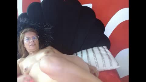 ivory_mistress online show from May 11, 4:04 pm