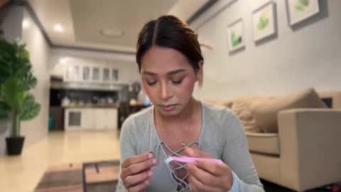 kirstenelsie online show from October 7, 1:03 am