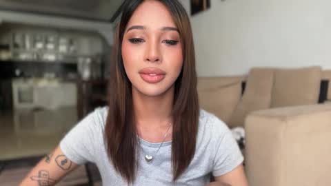 kirstenelsie online show from February 3, 6:40 am