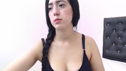 ivorynoir online show from March 21, 1:37 pm