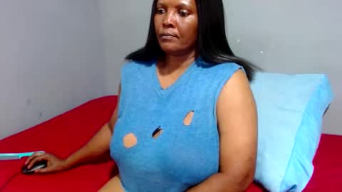 IVORYTITS48 online show from January 17, 6:23 pm