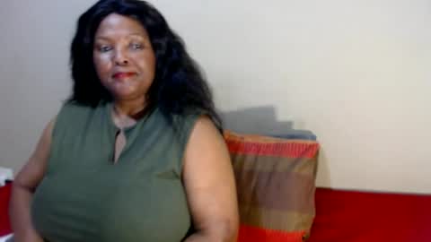Snapshot of ivorytits48 chatting on July 3, 6:09 am IVORYTITS48 online show from July 3, 6:09 am