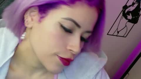 Diana Rojas  online show from April 17, 3:31 am