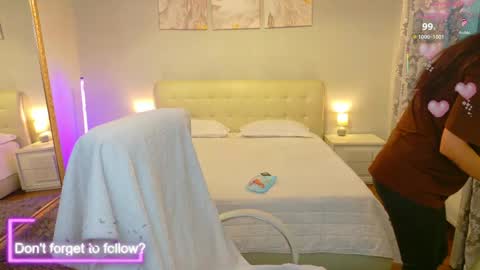 Ivy online show from May 20, 3:24 am