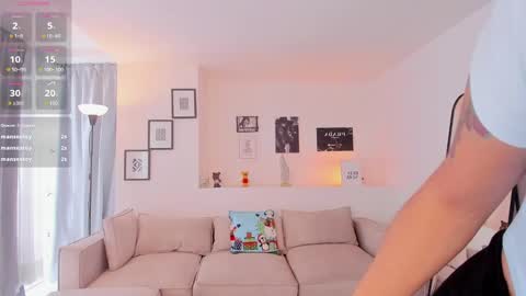 NEW MODEL Ivy online show from November 21, 4:49 pm