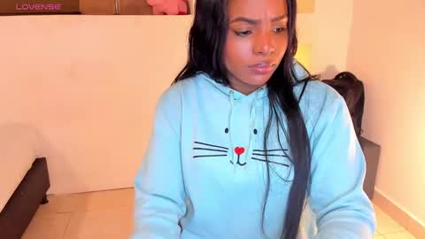 i v y  b l i s s online show from December 20, 12:16 pm