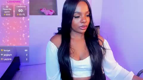 i v y  b l i s s online show from March 3, 6:12 pm