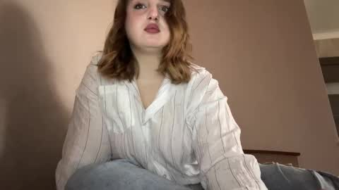 ivyglimpse online show from September 12, 10:26 am