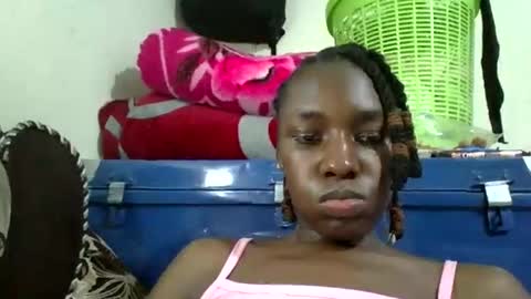 ivyk_ online show from March 4, 6:03 pm