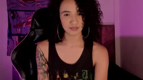 Snapshot of ivymanson_ chatting on October 8, 7:39 am Camila online show from October 8, 7:39 am