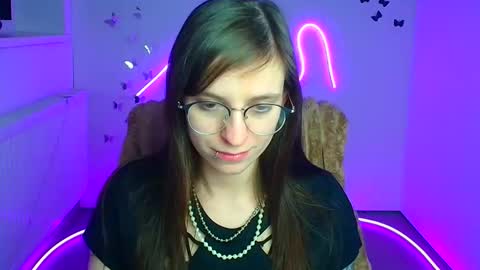 Ivy online show from April 12, 7:02 am