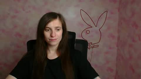 Snapshot of ivynoir_ chatting on May 19, 11:27 am Ivy online show from May 19, 11:27 am