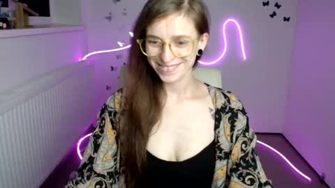 Snapshot of ivynoir_ chatting on July 29, 7:23 pm Ivy online show from July 29, 7:23 pm