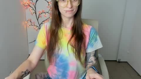 Snapshot of ivynoir_ chatting on August 3, 8:34 pm Ivy online show from August 3, 8:34 pm