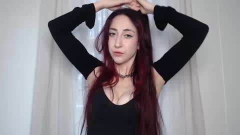 Ivy Rosie online show from December 2, 4:02 pm