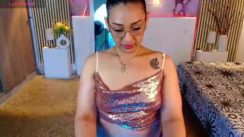 Snapshot of ivyshine7 chatting on July 15, 6:35 pm ivyshine7 online show from July 15, 6:35 pm