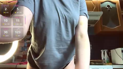 ivywairley online show from April 12, 6:29 am