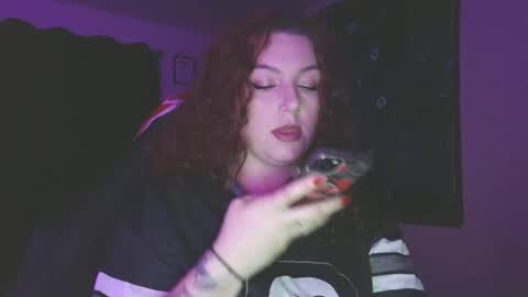 Snapshot of ivyy_sinss chatting on September 20, 12:55 am Amiee online show from September 20, 12:55 am