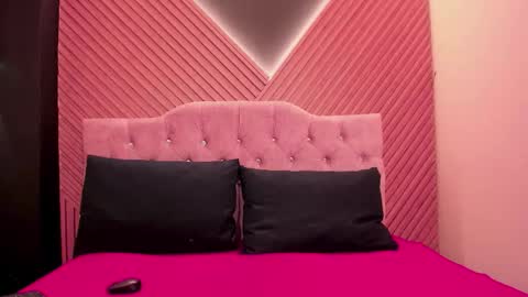 Ivvy Emerald  Sweet babe online show from February 23, 2:03 pm