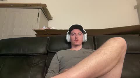 iwantyounow42069 online show from March 23, 12:03 am