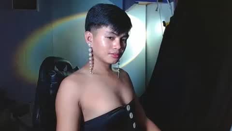 iya143 online show from October 30, 7:10 am