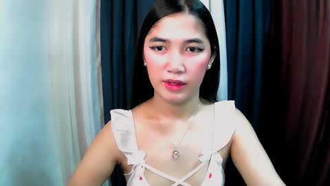 Snapshot of iyanna_ivelle chatting on November 12, 2:45 am UR LOVELY IYANNA online show from November 12, 2:45 am