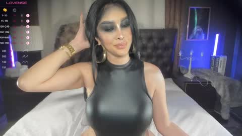 Snapshot of iyotara_ chatting on May 18, 4:07 am Areeya online show from May 18, 4:07 am