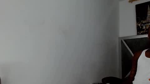 Snapshot of izan_ziratz chatting on March 12, 7:59 pm izan_ziratz online show from March 12, 7:59 pm