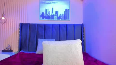 Izumi online show from April 8, 11:54 am