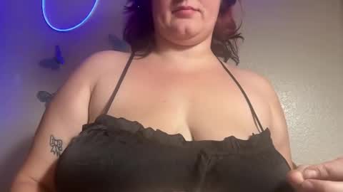 Snapshot of izzyishottttt chatting on September 24, 3:37 pm izzyishottttt online show from September 24, 3:37 pm