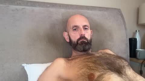 izzysboytoy1 online show from December 22, 10:23 am