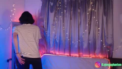 Hey im Jaxxxon check my info     online show from October 18, 9:21 am