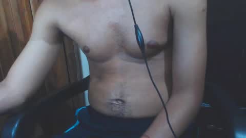 J online show from January 11, 8:10 pm