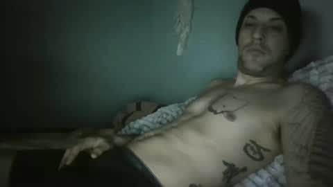 Snapshot of j_lion85 chatting on November 18, 9:03 am j_lion85 online show from November 18, 9:03 am