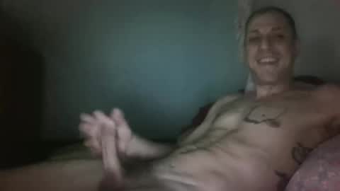 Snapshot of j_lion85 chatting on November 20, 4:07 pm j_lion85 online show from November 20, 4:07 pm