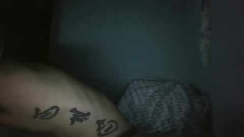 Snapshot of j_lion85 chatting on November 24, 10:04 am j_lion85 online show from November 24, 10:04 am