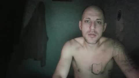 Snapshot of j_lion85 chatting on November 26, 10:49 am j_lion85 online show from November 26, 10:49 am