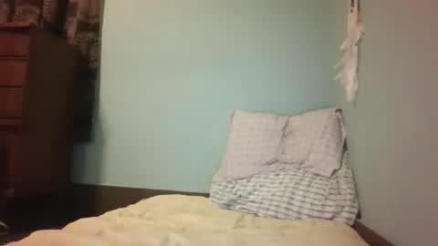 Snapshot of j_lion85 chatting on November 28, 7:00 am j_lion85 online show from November 28, 7:00 am