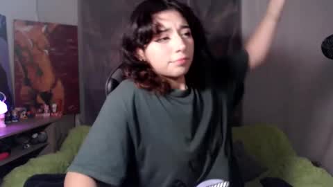 jade 18  online show from September 12, 5:07 am