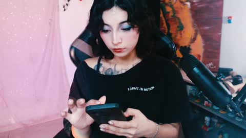 jade 18  online show from March 28, 5:51 am